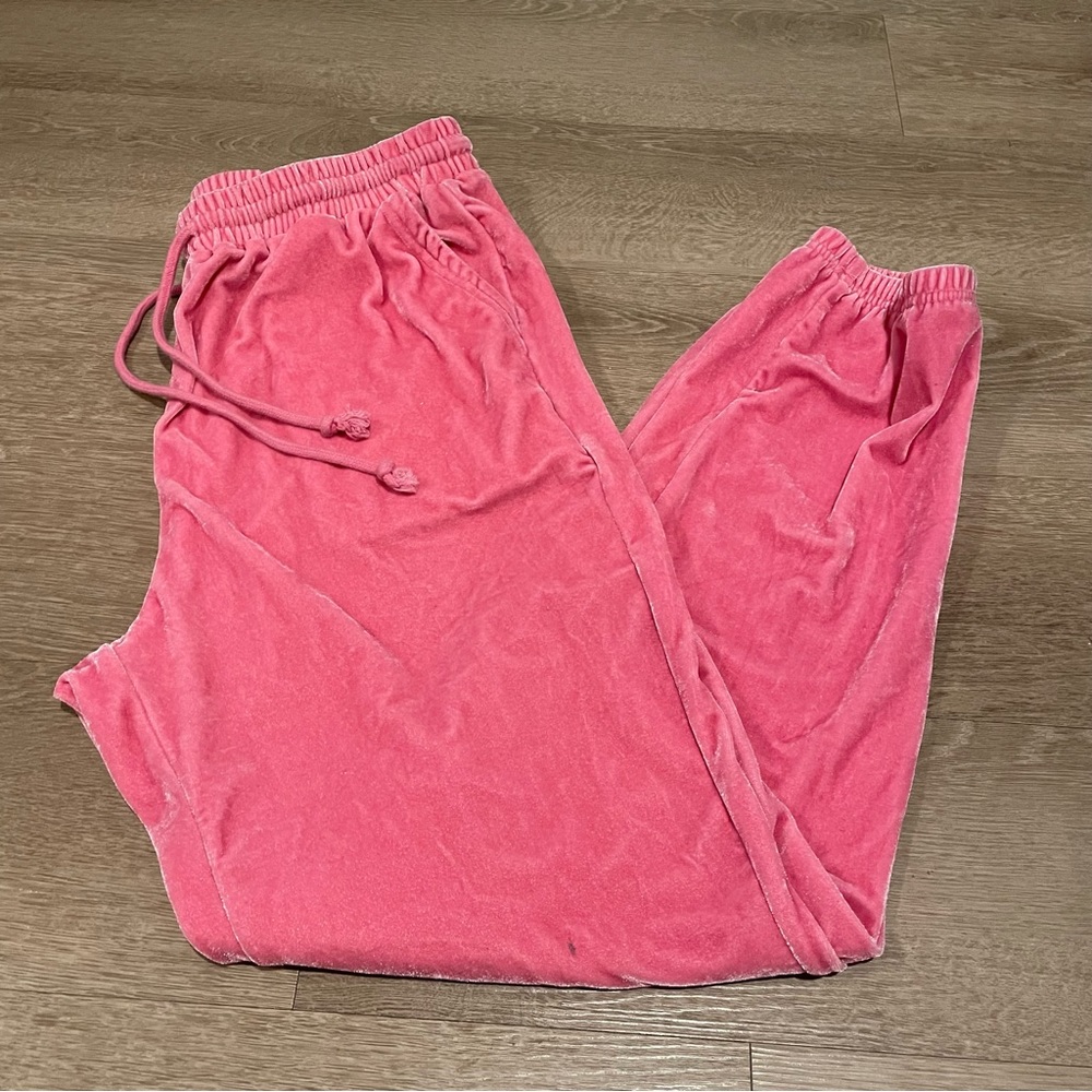Shein velvet sweatpants pink large inseam 26”